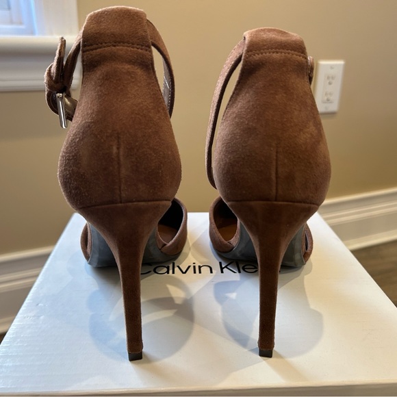 Calvin Klein Hilda Suede Stiletto 7.5 - Picture 5 of 16